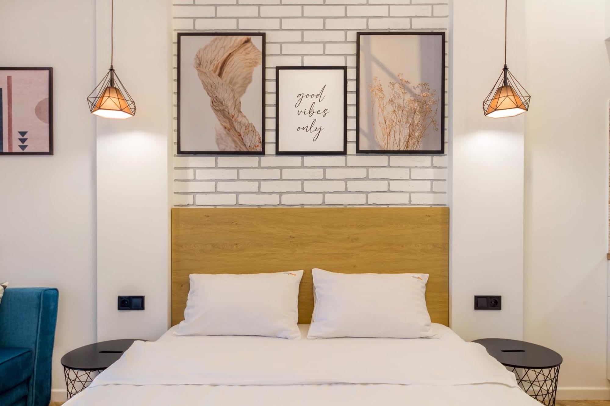 Design Apartments With Panoramic View Kiev Bagian luar foto