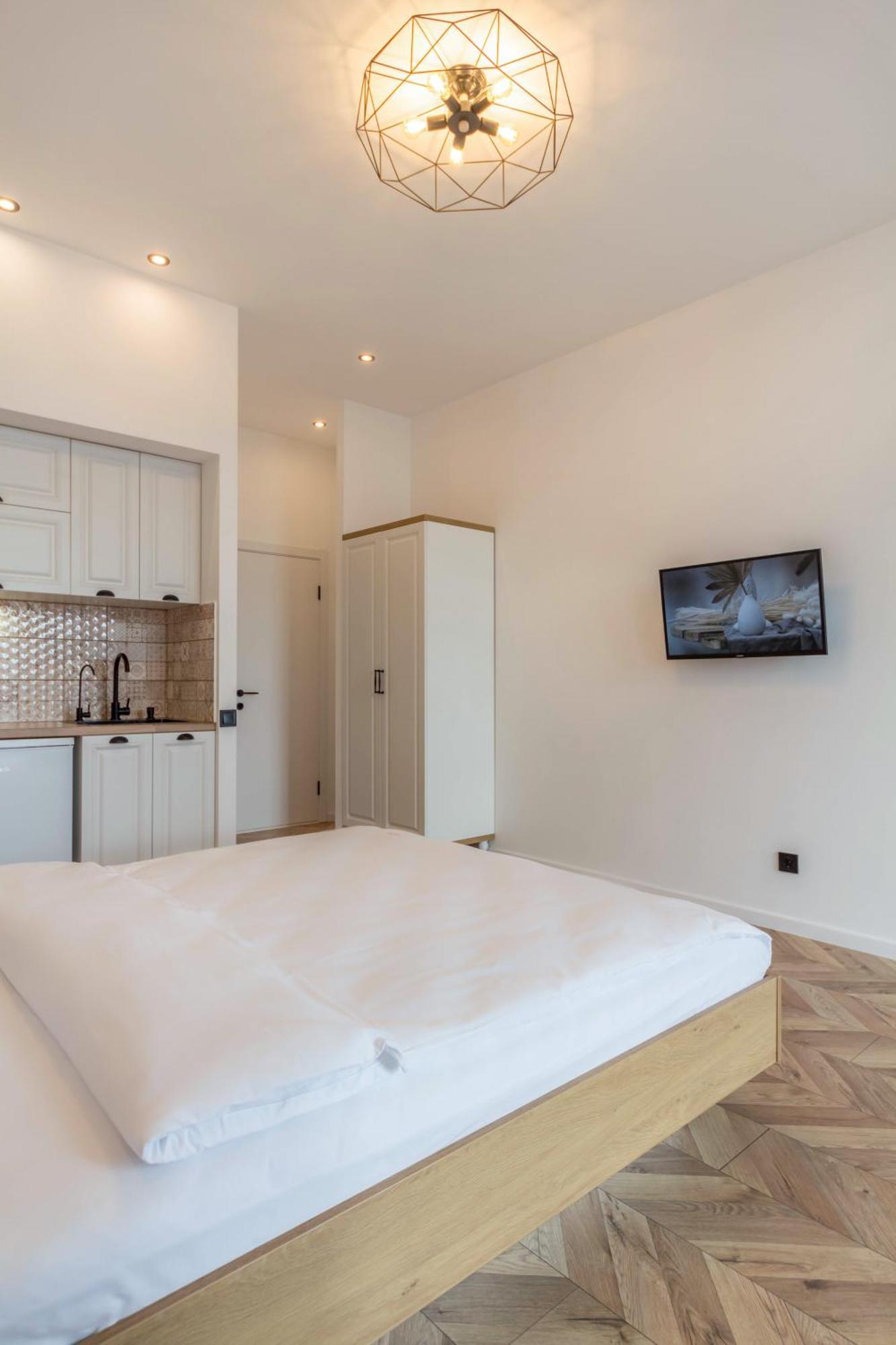 Design Apartments With Panoramic View Kiev Bagian luar foto